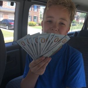 Meet your Posher, Austin